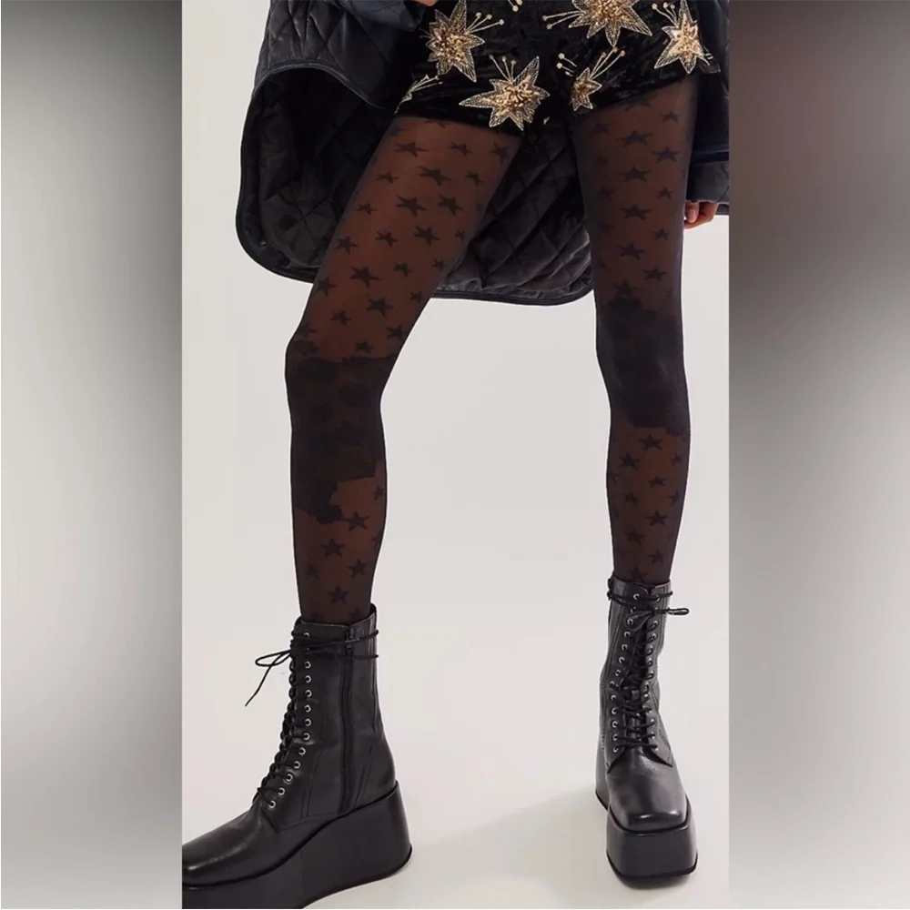 Free People questions leave